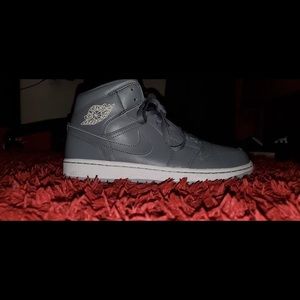 Jordan 1 cool grey